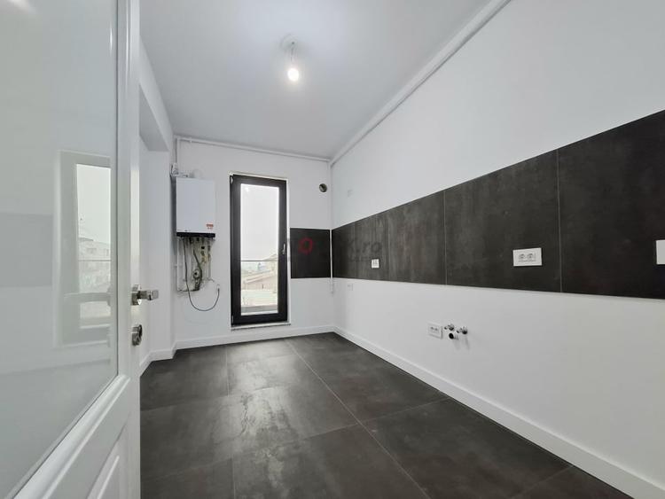Apartament cu 3 camere decomandat în Aviației
