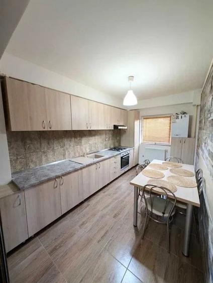 Apartament cu 2 camere decomandat, mobilat în Florești