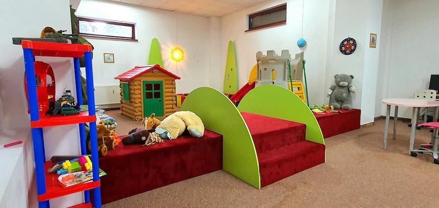 Apartament cu 2 camere semidecomandat în Clăbucet