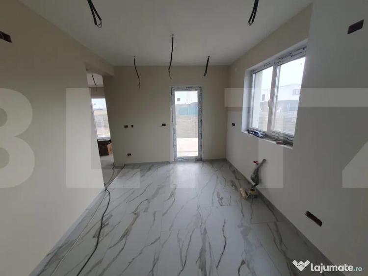 Casă cu 5 camere cu Teren 410 Mp în Urseni