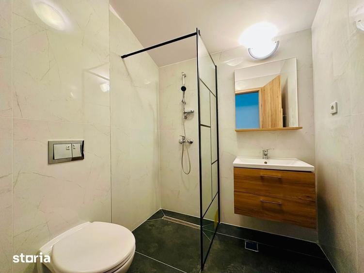 Casă cu 6 camere cu Teren 399 Mp în Central