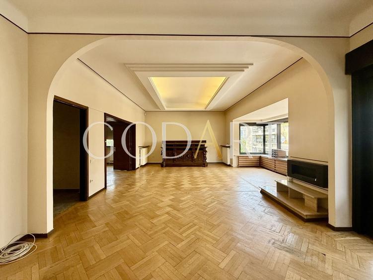 Apartament 5 camere | Central | 215.5 mp - 1