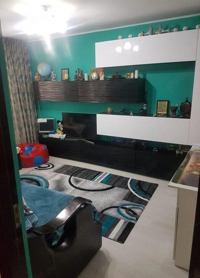 Apartament cu 2 camere decomandat în Astra