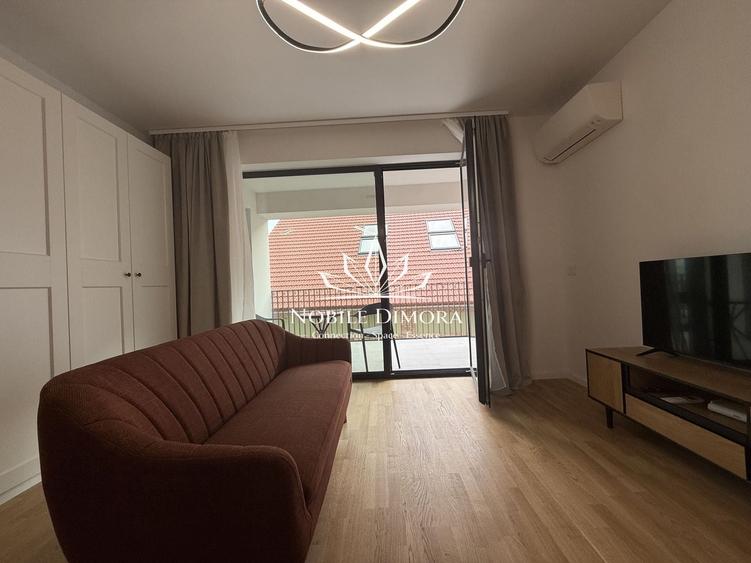 Apartament cu 2 camere decomandat, mobilat în Central