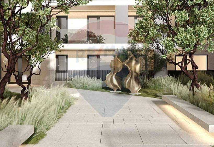 Apartament cu 2 camere semidecomandat în Central