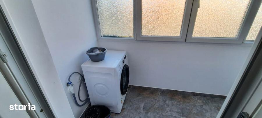 Apartament cu 2 camere decomandat, mobilat în Central