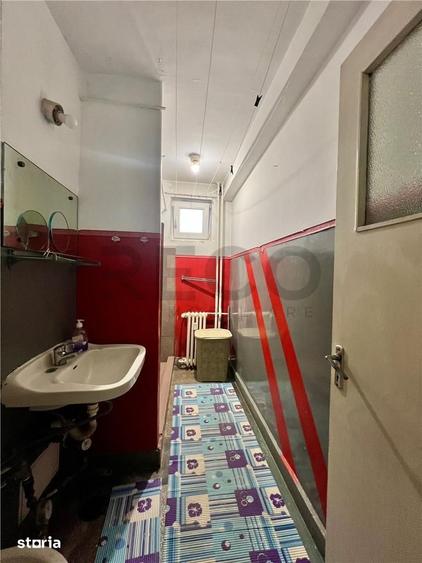 Apartament cu 3 camere decomandat în Rogerius