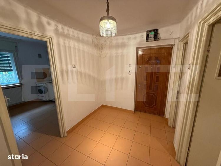 Apartament cu 2 camere decomandat în Calea București