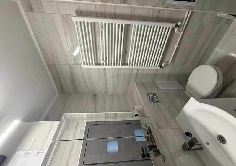 Apartament cu 2 camere decomandat, mobilat în Titan