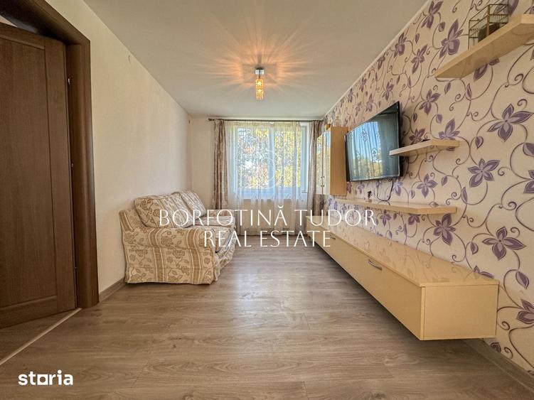 Apartament cu 3 camere semidecomandat în Plopilor