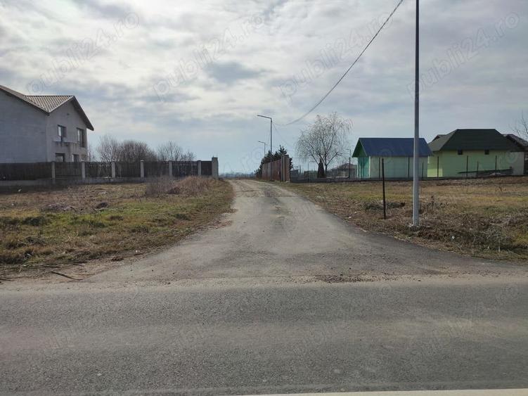 Teren de 7800 mp, în Ciolpani