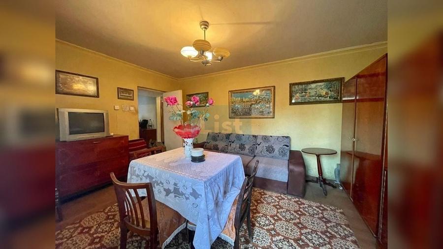 Apartament cu 3 camere decomandat, mobilat în Govândari