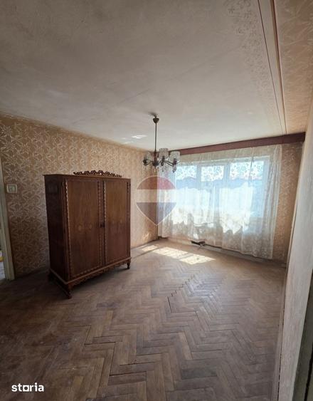 Apartament 3 camere, zona Sagului - Piata Doina, pret excelent - 5