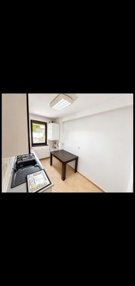 Spațiu comercial, de 92 mp, în Central