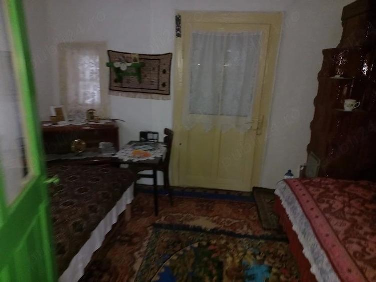 Casă cu Teren 1200 Mp în Scânteia