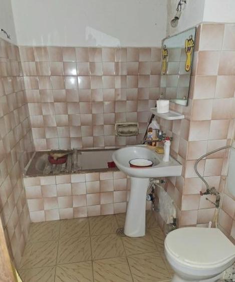 Apartament cu 3 camere decomandat, mobilat în Inel II