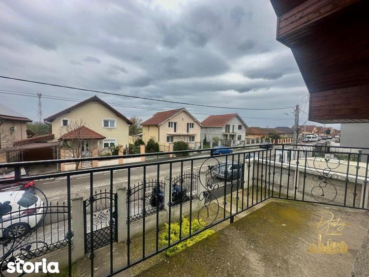 Casă cu 4 camere cu Canalizare în Sântandrei