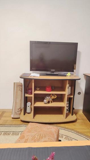 Apartament cu 2 camere decomandat în Intim