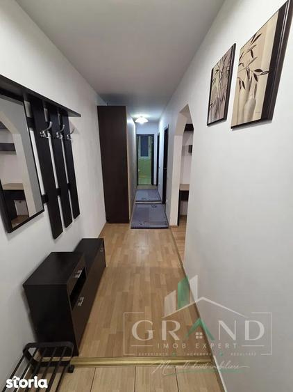 Apartament cu 2 camere semidecomandat, mobilat în Florești