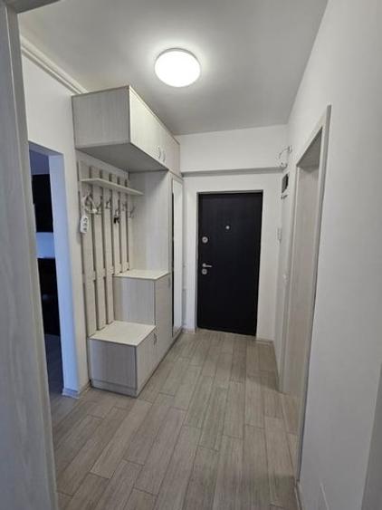 Apartament cu 2 camere decomandat, mobilat în Berceni