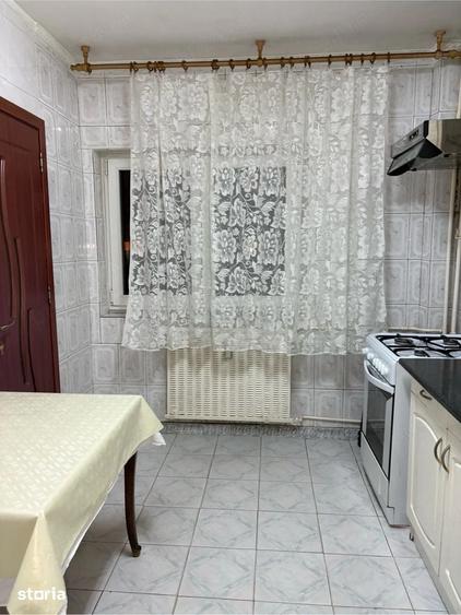 Apartament cu 2 camere decomandat în Grivița