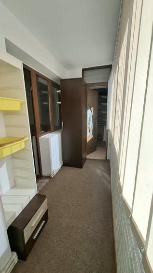 Apartament cu 2 camere semidecomandat, mobilat în Tătărași