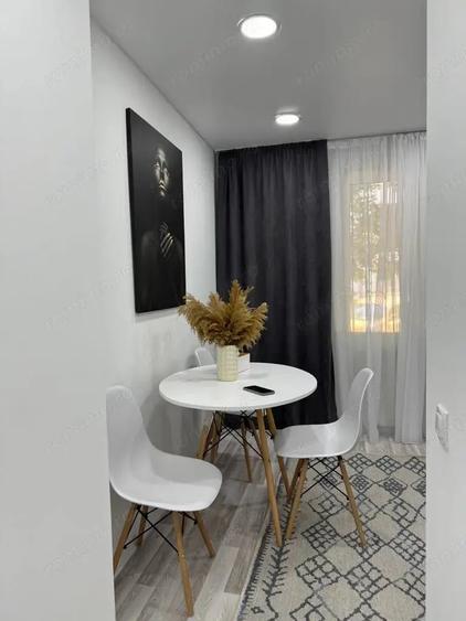 Apartament cu 2 camere decomandat în Iancului