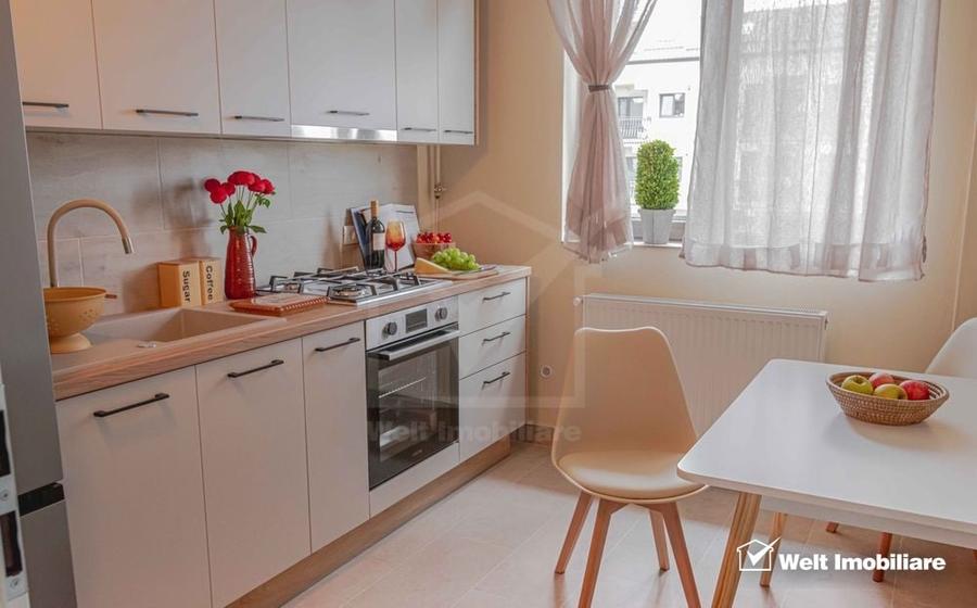 Apartament cu 3 camere semidecomandat, mobilat în Borhanci