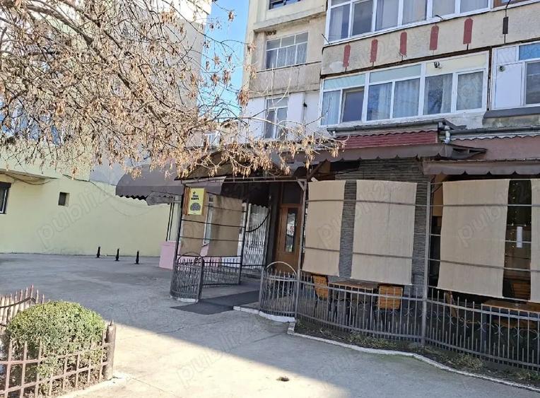 Apartament cu 2 camere decomandat în Tecuci