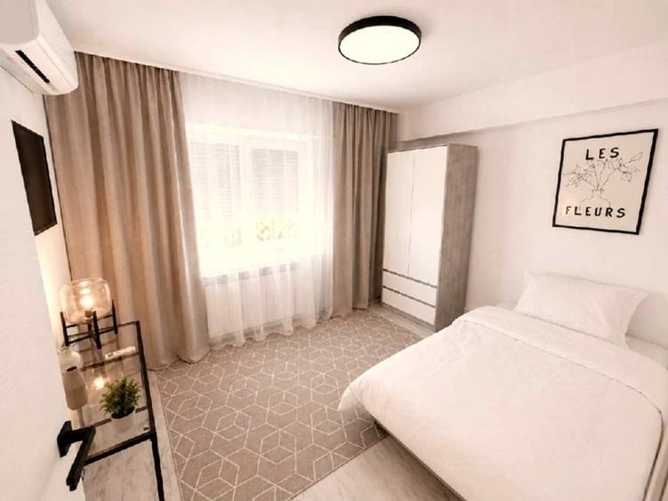 Apartament cu 3 camere decomandat, mobilat în Far
