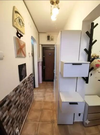Garsonieră decomandată, mobilată în Domenii