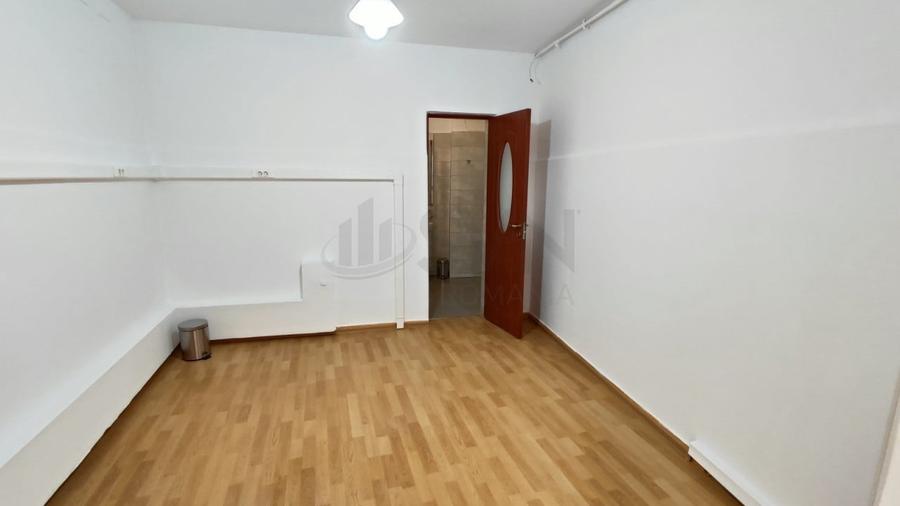 Casă individuală cu 6 camere cu Teren 200 Mp în Alba Iulia
