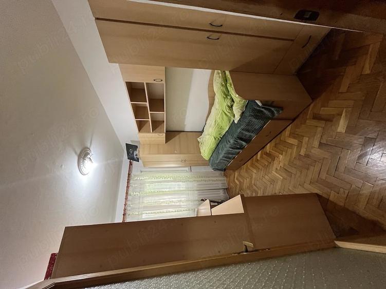 Apartament cu 3 camere decomandat în Lipovei