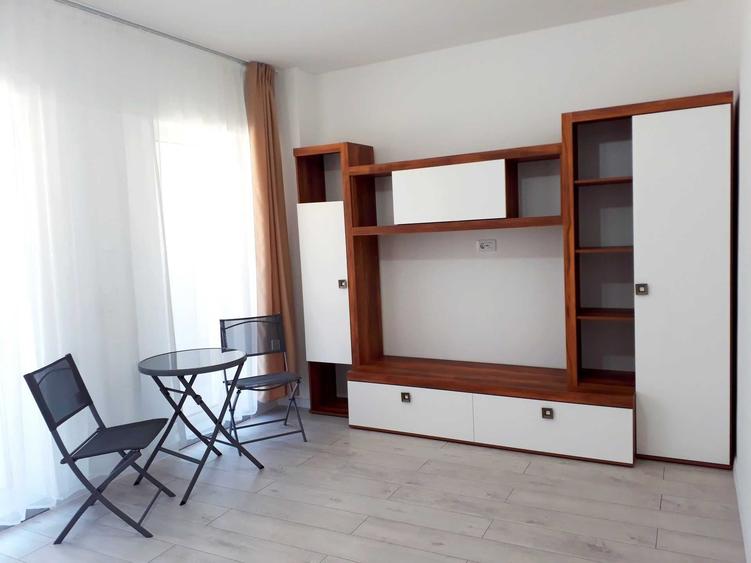 Apartament cu 2 camere decomandat în Păcurari