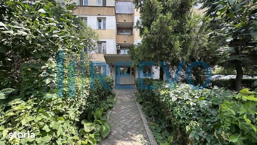 Apartament cu 2 camere decomandat, mobilat în Cornișa