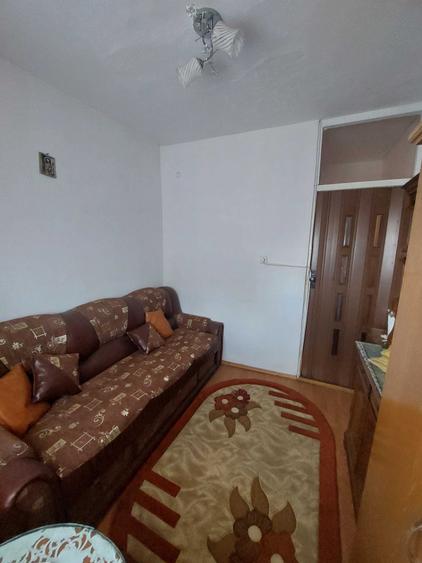 Garsonieră semidecomandată în Teilor