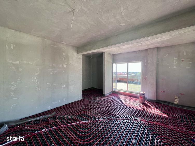 Apartament cu 3 camere nedecomandat în Moșnița Nouă