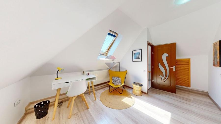 Apartament cu 2 camere decomandat în Brașovul Vechi