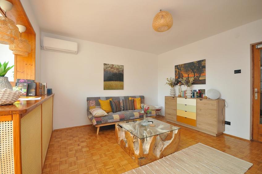 Apartament cu 2 camere în Știrbei Vodă