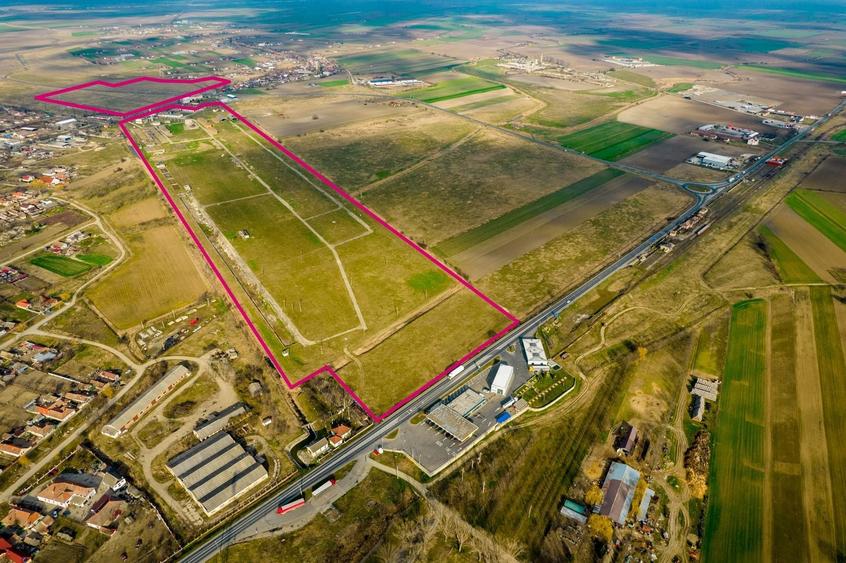 Teren Construcții intravilan de 411749 mp, în Periferie