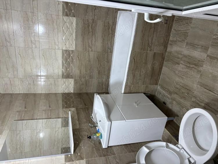 Apartament cu 2 camere decomandat în 1 Mai