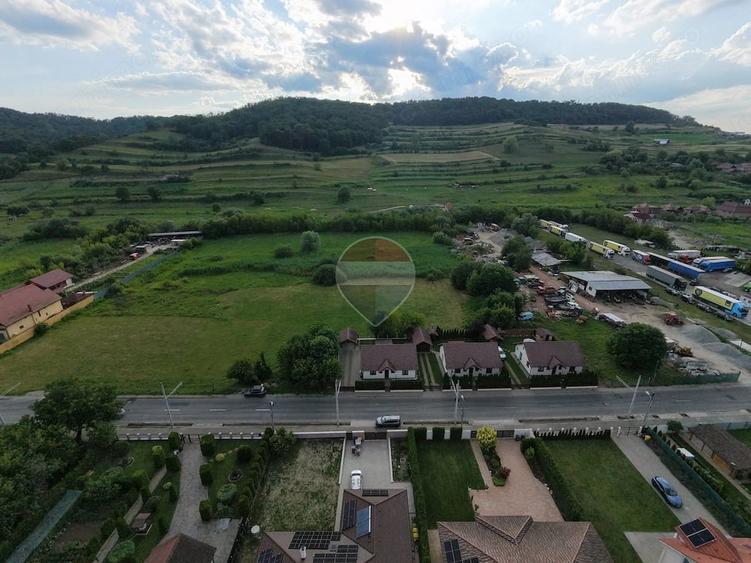 Teren de 3800 mp, în Sud