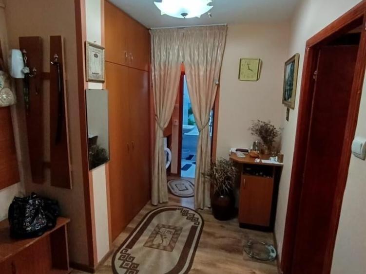 Apartament cu 2 camere decomandat în Lăpuș Argeș
