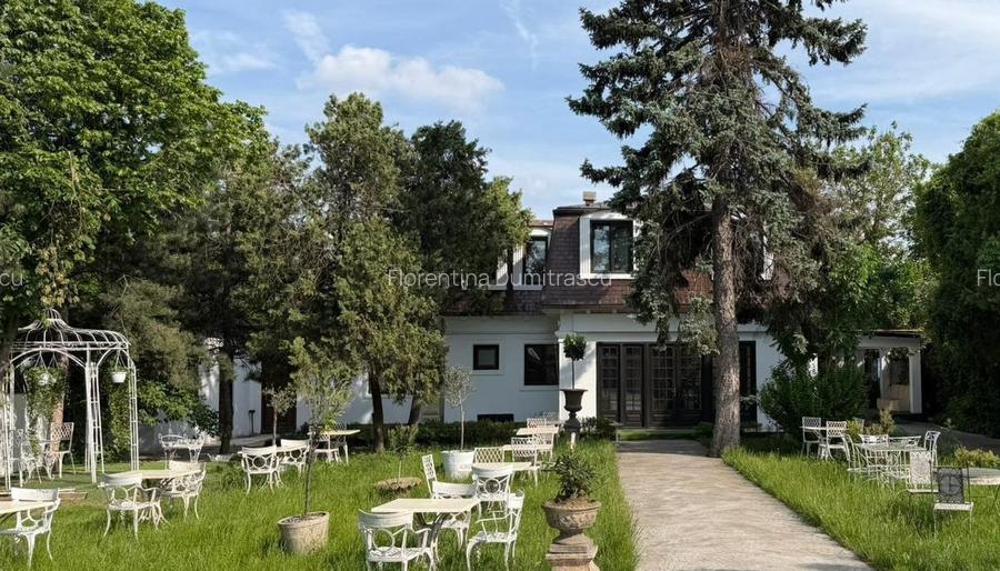 Vilă/Conac 18 Camere | Teren 2.450mp,Piscină Ideal Clinică, Școală,Evenimente