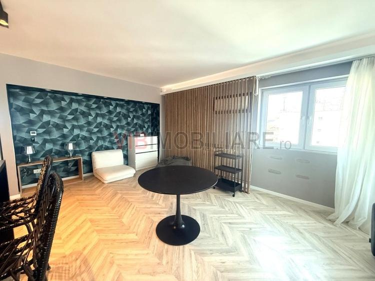 Apartament cu 3 camere decomandat în Dorobanți