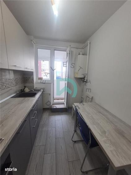 Apartament cu 2 camere semidecomandat în Vlahuță