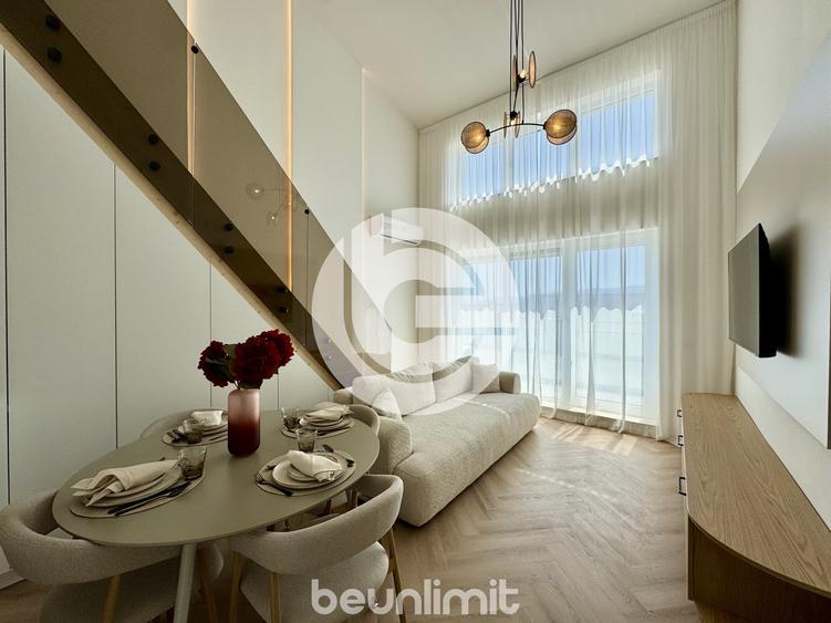 Penthouse cu 4 camere decomandat, mobilat în Cristian