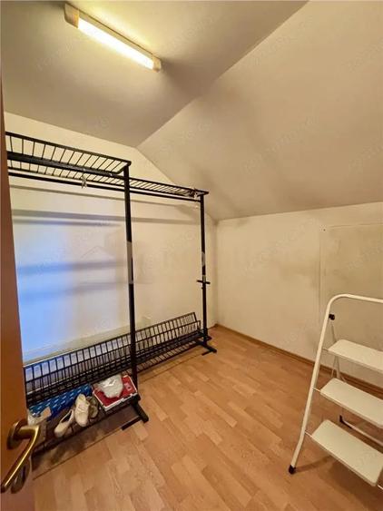 Casă cu 4 camere cu Teren 500 Mp în Ferneziu