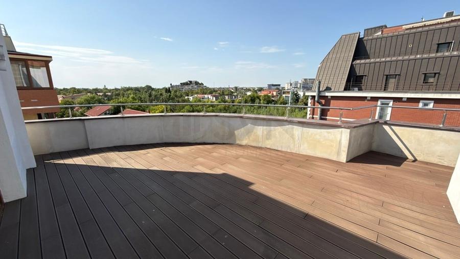 Apartament cu 3 camere semidecomandat, mobilat în Herăstrău