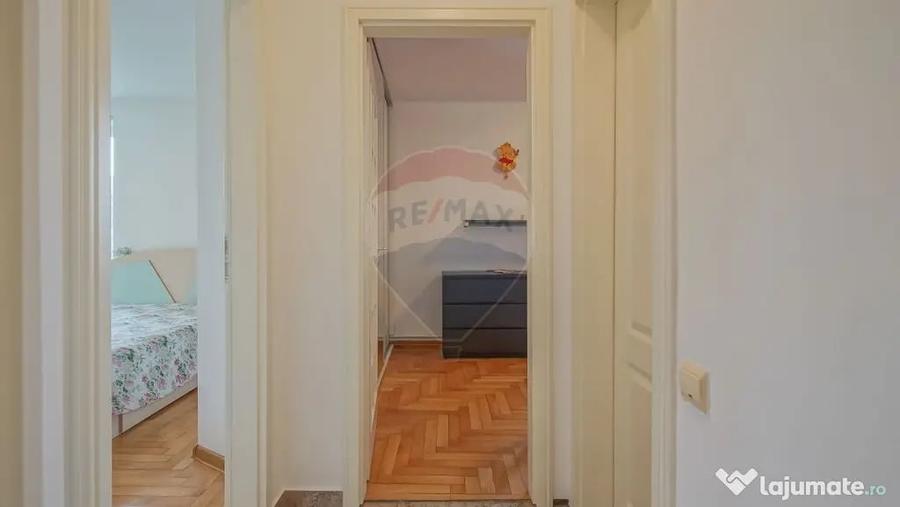 Apartament cu 3 camere decomandat în Griviței